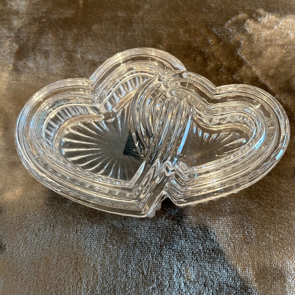 NWOT Glass Double Heart ❤️ Jewelry Box